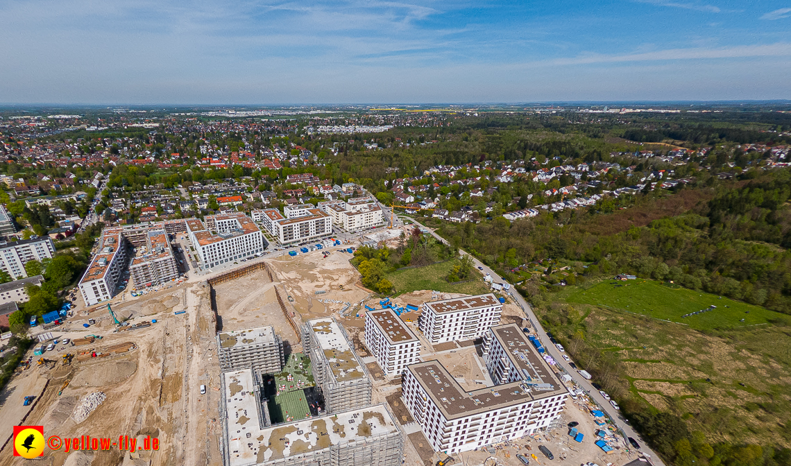04.05.2023 - Luftbilder vom Alexisqaurtier und Pandion Verde in Neuperlach